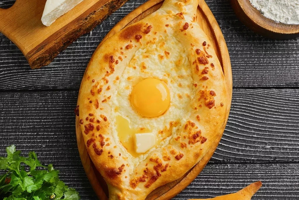 Хачапури по-аджарски