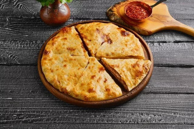 Пирог с сыром и шпинатом